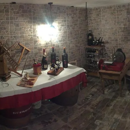 Nicole Doney Locazione Turistica 住宿加早餐酒店 *