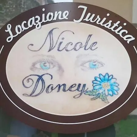 Nicole Doney Locazione Turistica Oda ve Kahvaltı Verona
